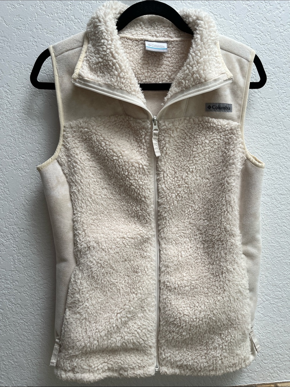 Columbia Cream Sherpa Fleece Zip Vest